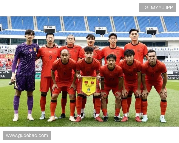 国足东亚杯门将三人配置解读 颜骏凌领衔 王大雷刘殿座无缘入选